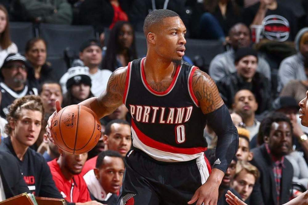 时刻屡屡建 时刻屡屡建