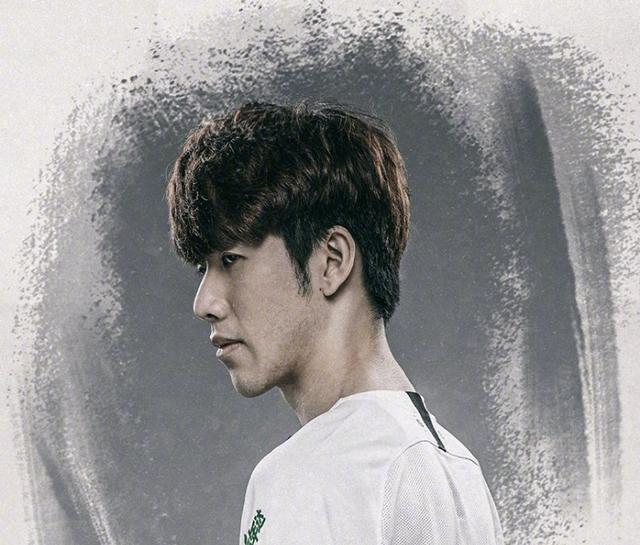 了球队的凝 了球队的凝