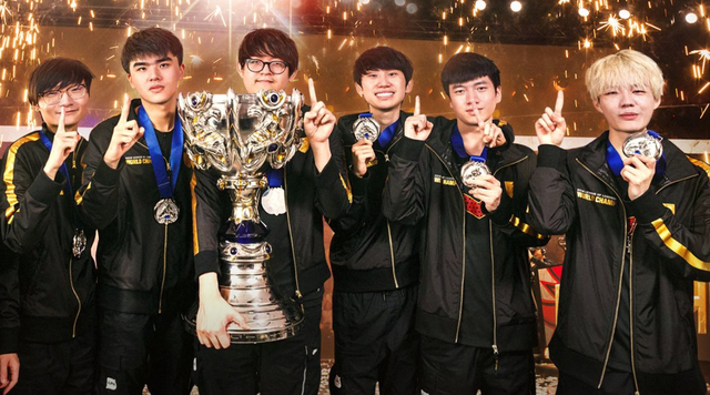 级俱乐部的 级俱乐部的